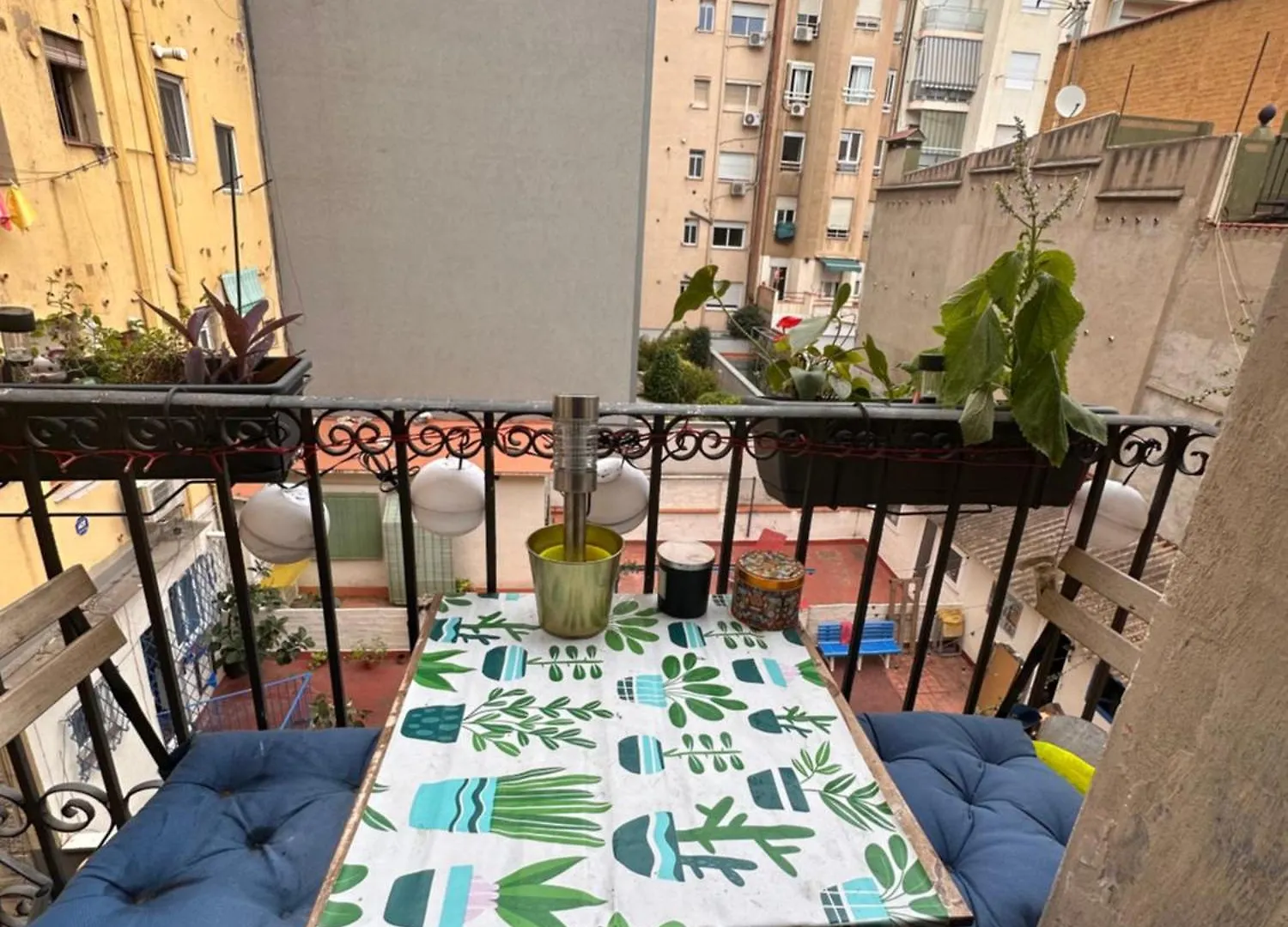 Apartment Apartamento Con Vistas A Sagrada Familia Barcelona Spain